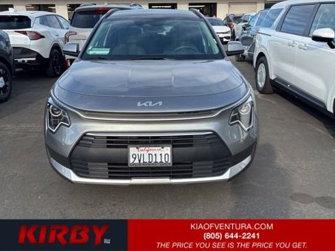 Certified 2025 Kia Niro LX image 1