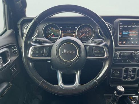 Used 2020 Jeep Wrangler Unlimited Sahara w/ Dual Top Group AWD/4WD image 16