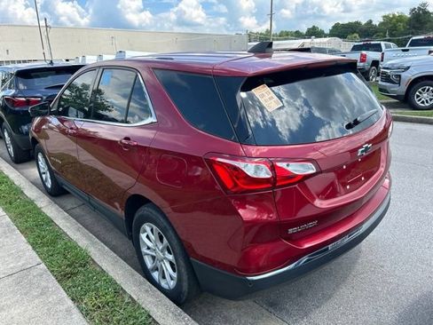 Used 2019 Chevrolet Equinox LT w/ Driver Convenience Package AWD/4WD image 4