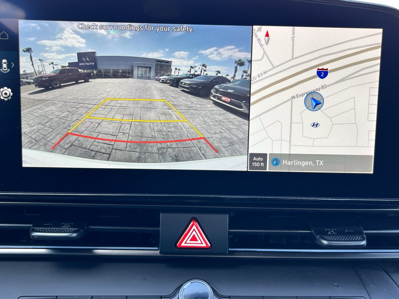 New 2025 Hyundai Elantra SEL FWD image 11