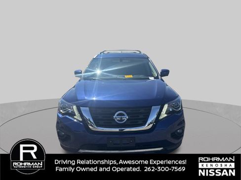 Used 2017 Nissan Pathfinder Platinum w/ Cargo Package AWD/4WD image 10