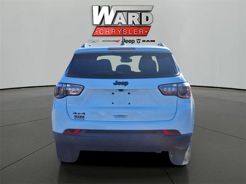 New 2026 Jeep Compass Latitude image 21