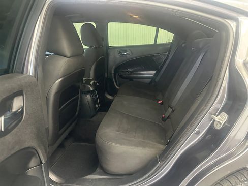 Used 2014 Dodge Charger SE image 12