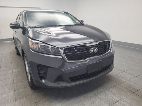 Used 2020 Kia Sorento LX FWD image 14