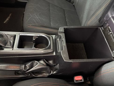 Used 2016 Toyota Tacoma TRD Sport AWD/4WD image 50