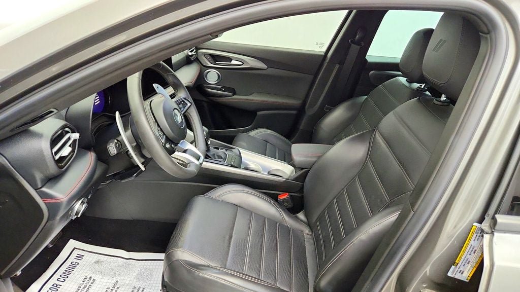 Used 2024 Dodge Hornet R/T Plus AWD/4WD image 22