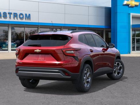New 2026 Chevrolet Trax LT image 4