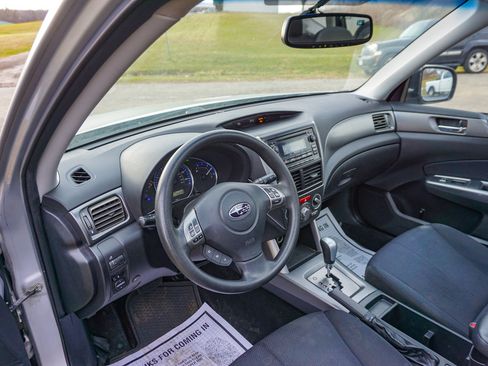 Used 2011 Subaru Forester 2.5X Premium w/ All-Weather Pkg image 16