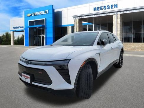 Used 2024 Chevrolet Blazer EV RS AWD/4WD image 3