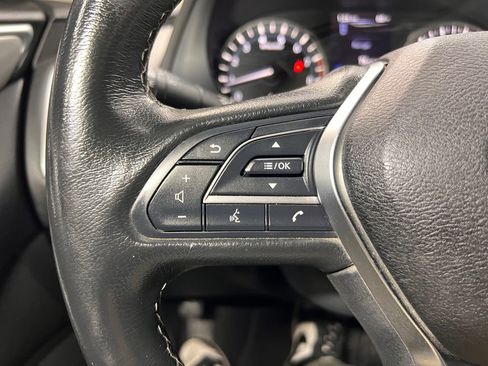 Used 2020 INFINITI Q50 Luxe image 10