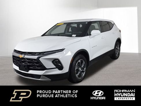 Used 2025 Chevrolet Blazer LT image 1