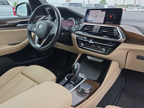 Used 2019 BMW X3 sDrive30i w/ Driving Assistance Package RWD image 16