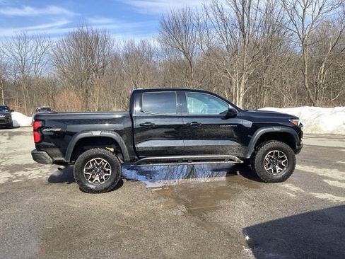 Used 2023 Chevrolet Colorado ZR2 w/ ZR2 Convenience Package III image 8