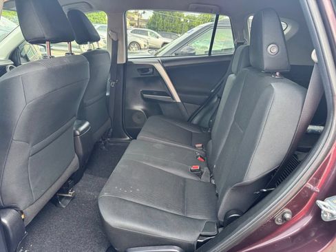 Used 2018 Toyota RAV4 LE w/ All Weather Liner Package AWD/4WD image 11
