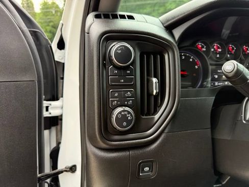 Used 2024 Chevrolet Silverado 2500 W/T w/ WT Convenience Package AWD/4WD image 32