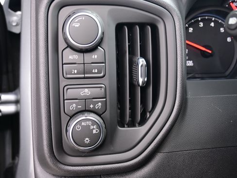 New 2026 Chevrolet Silverado 1500 Custom Trail Boss AWD/4WD image 27