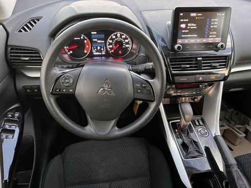 Used 2023 Mitsubishi Eclipse Cross LE image 12