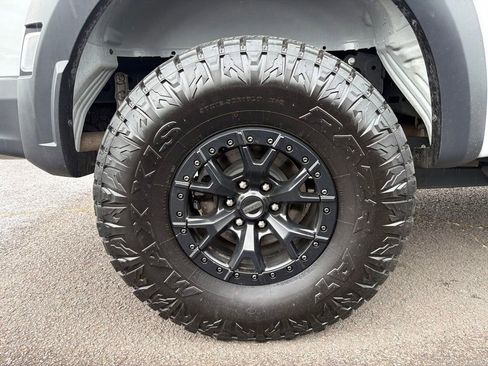 Used 2023 Ford F150 Raptor w/ Equipment Group 802A Raptor R AWD/4WD image 9