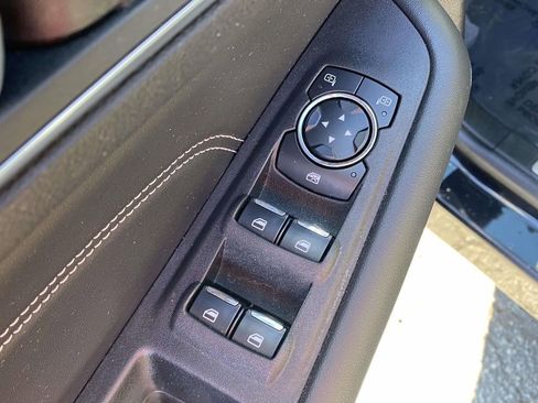 Used 2024 Ford Edge Titanium image 16