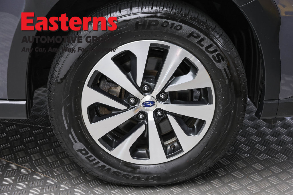 Used 2023 Subaru Outback Premium AWD/4WD image 30