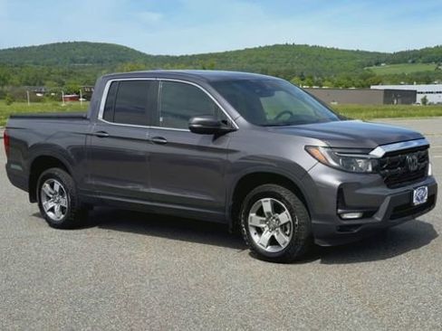 Used 2025 Honda Ridgeline RTL image 2