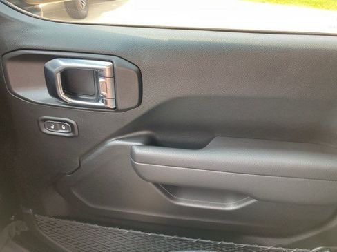 New 2025 Jeep Wrangler Sport S image 23