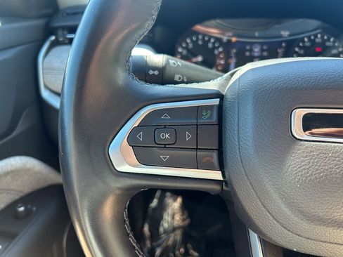 Used 2022 Jeep Compass Latitude w/ Convenience Group AWD/4WD image 29