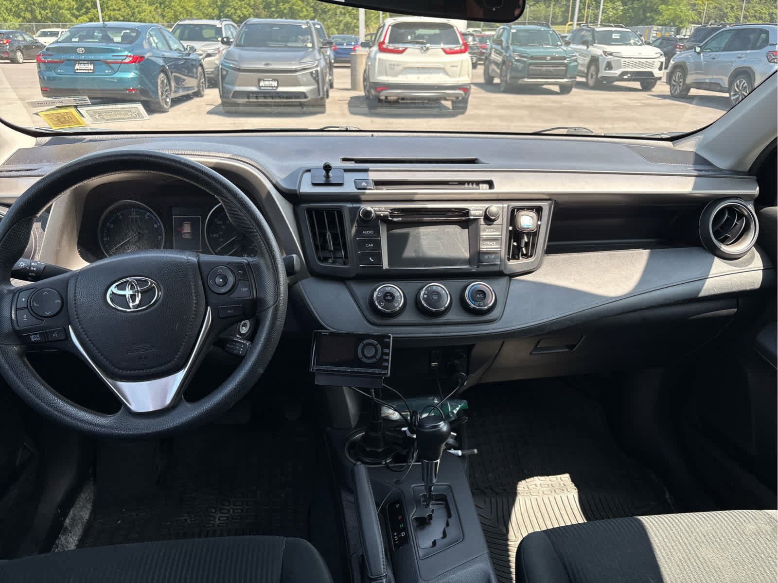 Used 2017 Toyota RAV4 LE w/ Carpet Mat Package AWD/4WD image 7