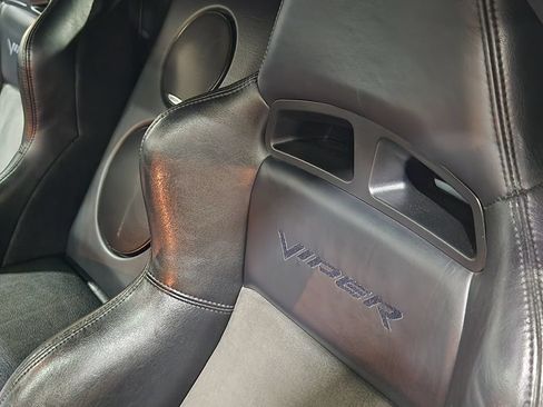 Used 2003 Dodge Viper SRT-10 RWD image 38