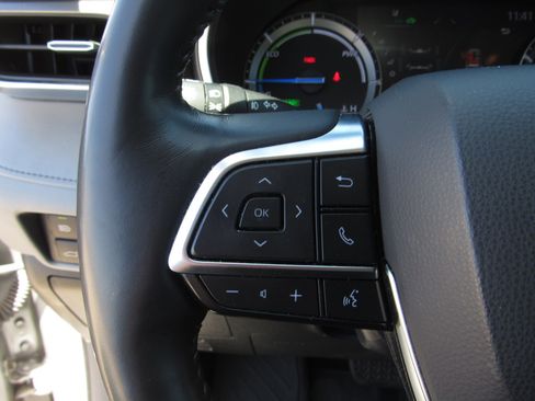 Used 2021 Toyota Highlander Limited AWD/4WD image 27