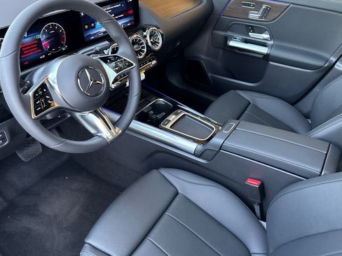 New 2026 Mercedes-Benz GLA 250 image 9