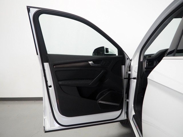 Used 2023 Audi Q5 2.0T Premium Plus w/ S Line w/ Premium Plus Package AWD/4WD image 53