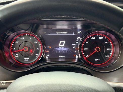 Used 2022 Dodge Charger SXT w/ Blacktop Package RWD image 37