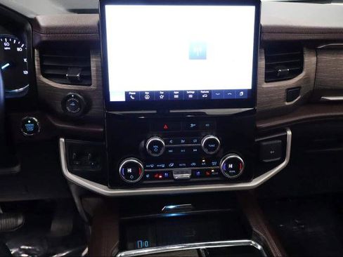 Certified 2023 Ford Expedition Limited image 29