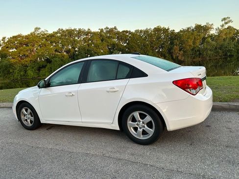 Used 2016 Chevrolet Cruze LS image 3
