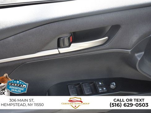 Used 2025 Toyota Camry LE AWD/4WD image 12