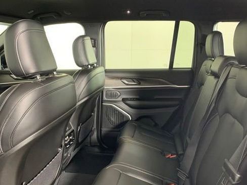 New 2026 Jeep Grand Cherokee Limited image 14