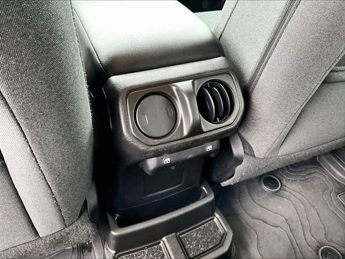 Used 2024 Jeep Wrangler Sport S w/ Convenience Group AWD/4WD image 28