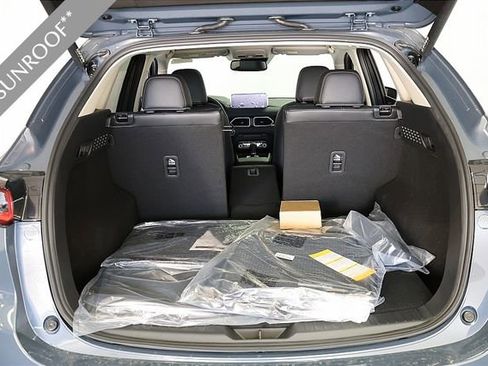 New 2025 MAZDA CX-5 Carbon Edition image 13