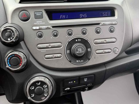 Used 2009 Honda Fit Sport image 22