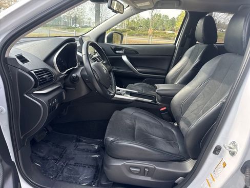 Used 2022 Mitsubishi Eclipse Cross SE image 13