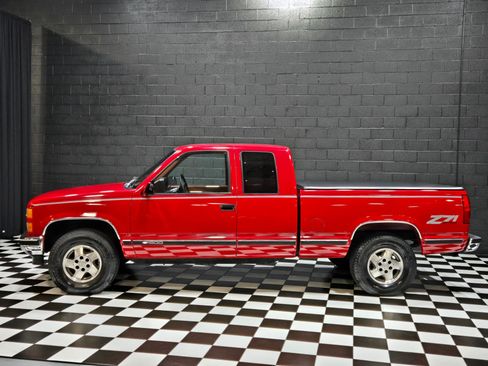 Used 1991 Chevrolet Silverado 1500 4x4 Extended Cab image 4