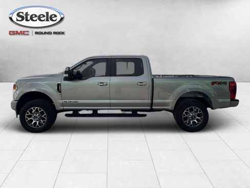 Used 2022 Ford F250 Lariat w/ Lariat Ultimate Package AWD/4WD image 2