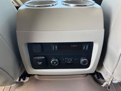Used 2016 Lincoln Navigator L Select AWD/4WD image 14