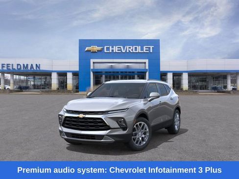 New 2025 Chevrolet Blazer LT w/ Convenience Package image 9