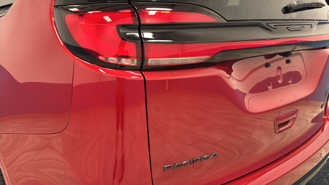 New 2027 Chrysler Pacifica Select FWD image 40