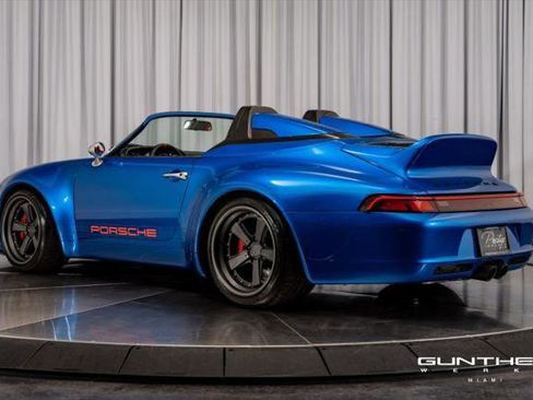 Used 1995 Porsche 911 Carrera RWD image 27