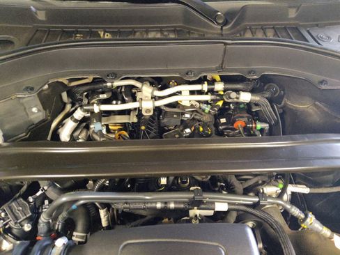 Used 2021 Ford Explorer Limited w/ Equipment Group 301A image 30