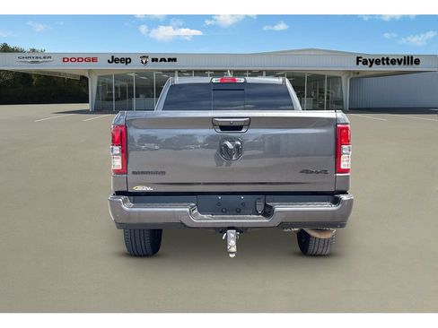 Used 2022 RAM 1500 Big Horn AWD/4WD image 4