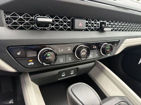 New 2025 Honda Accord SE image 27